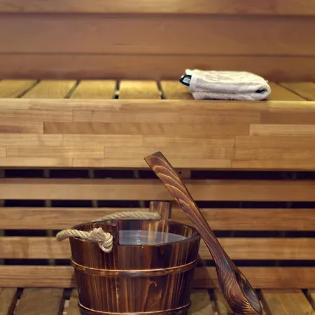 Scandinavian With Private Sauna *